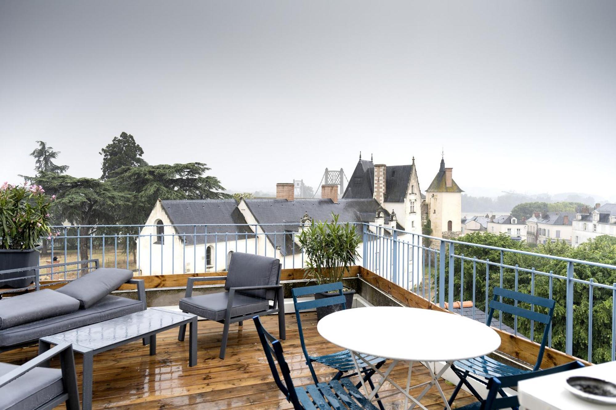 Grand Gite Terrasse Vue Loire Et Chateau D'Ансени Экстерьер фото